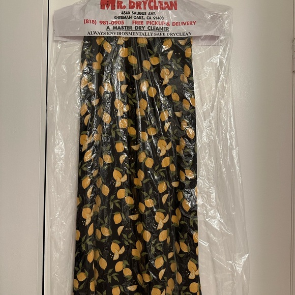 Reformation Bea Skirt Size 2 Lemon Drop - Picture 6 of 6